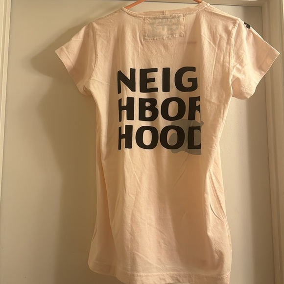 Rare Free city Neighborhood cream color dove tee. Size large - Picture 2 of 5